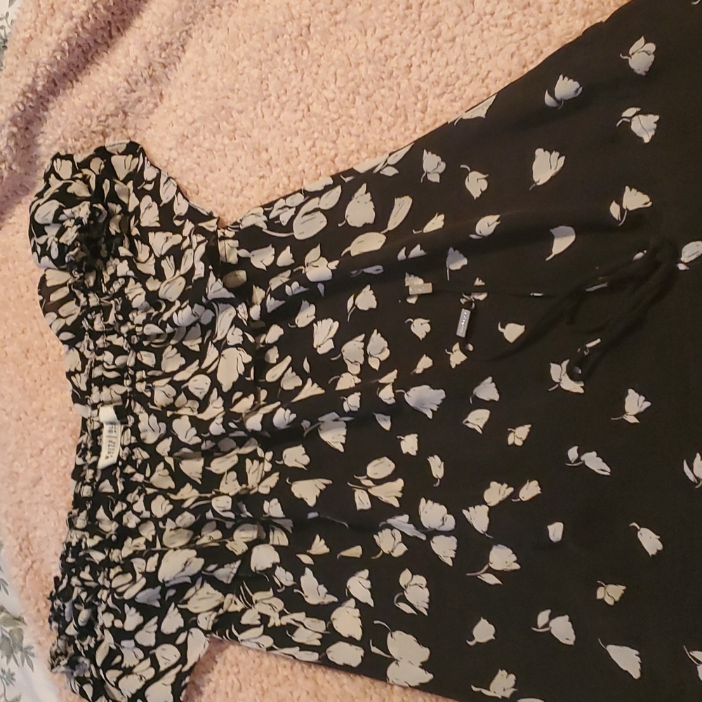 White House Black Market blouse